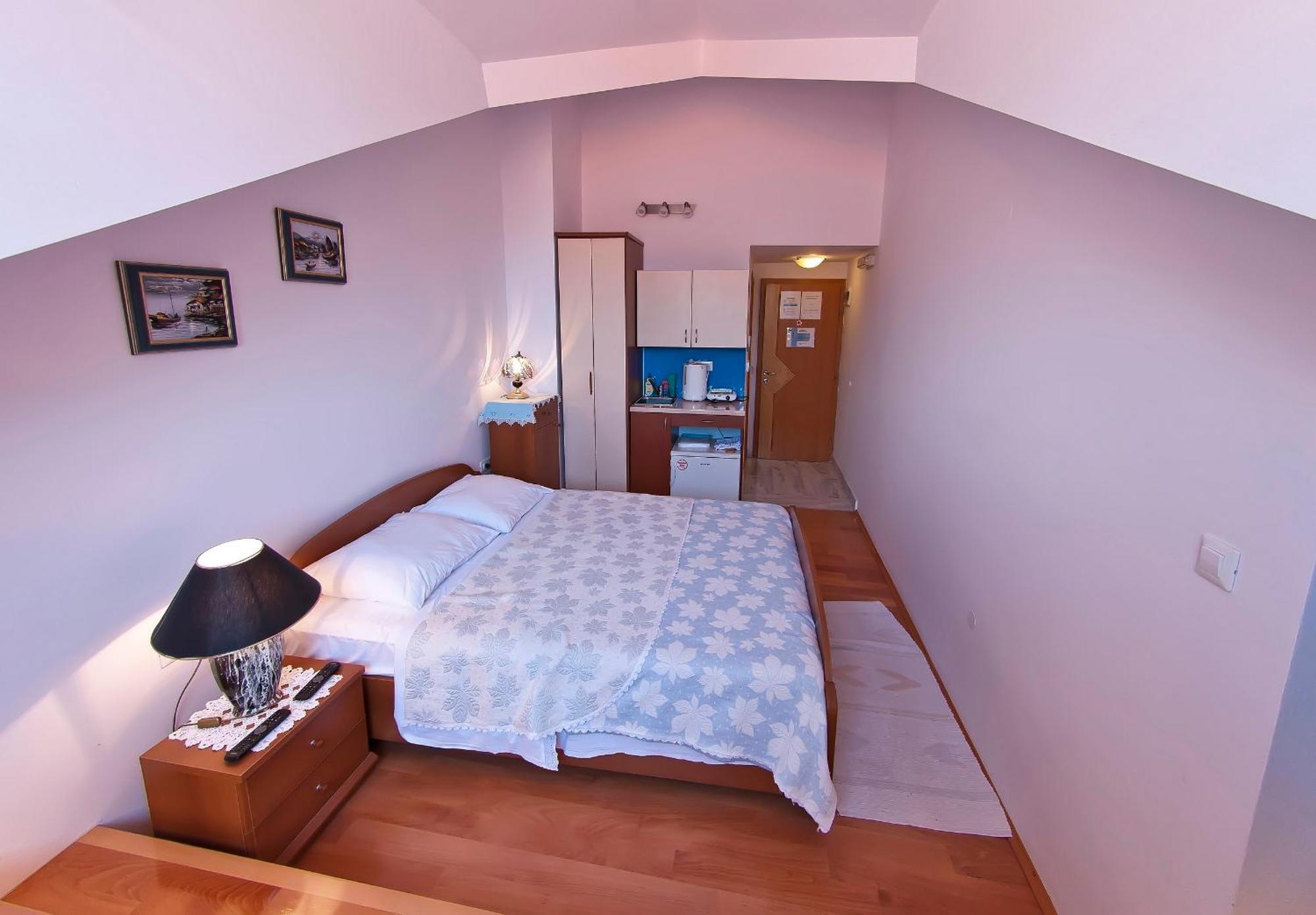 Villa Ana 2 Затон Екстериор снимка