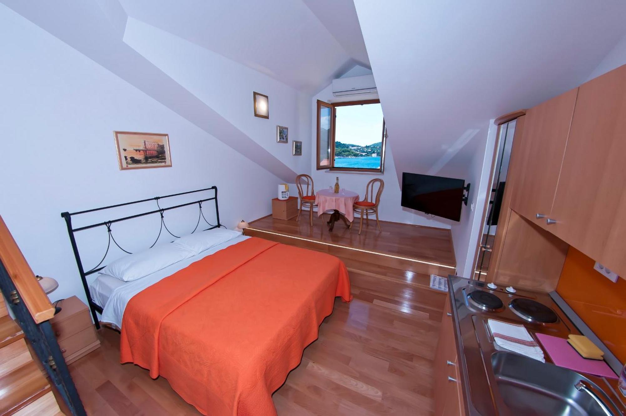 Villa Ana 2 Затон Екстериор снимка