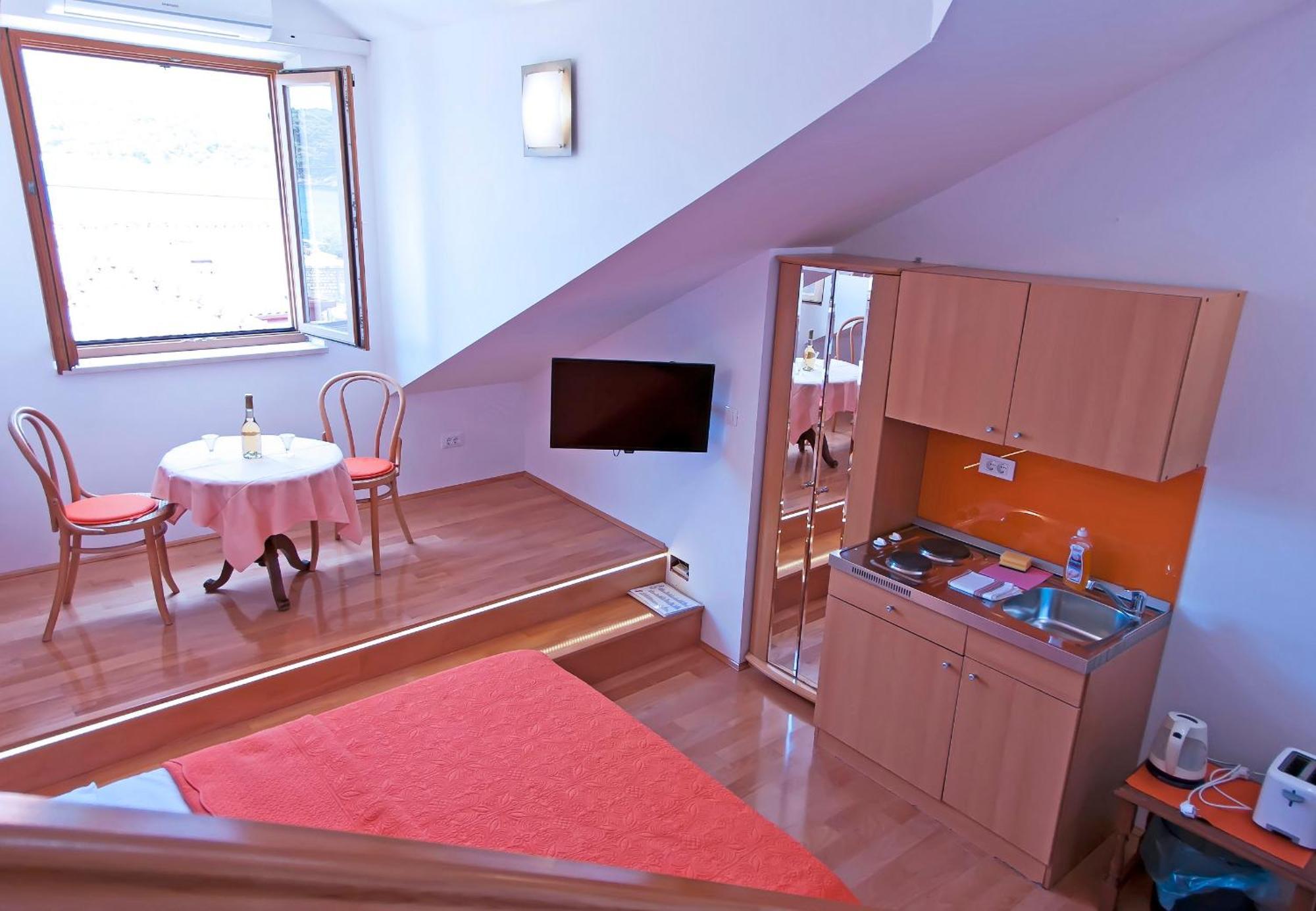 Villa Ana 2 Затон Екстериор снимка